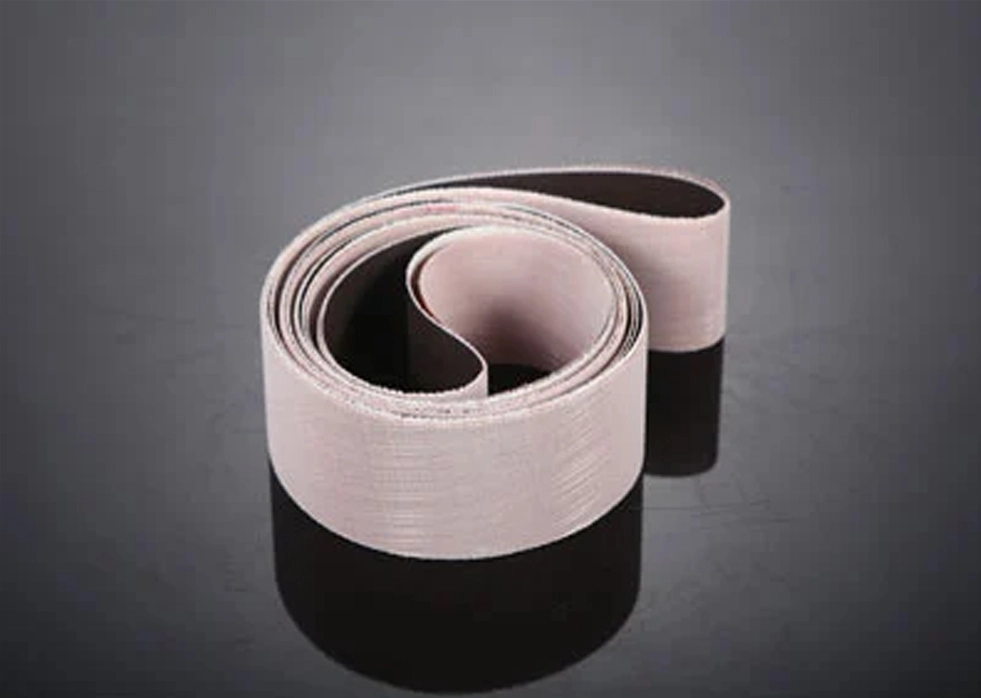 Какие меры безопасности следует принимать при использовании шлифовальной ткани?