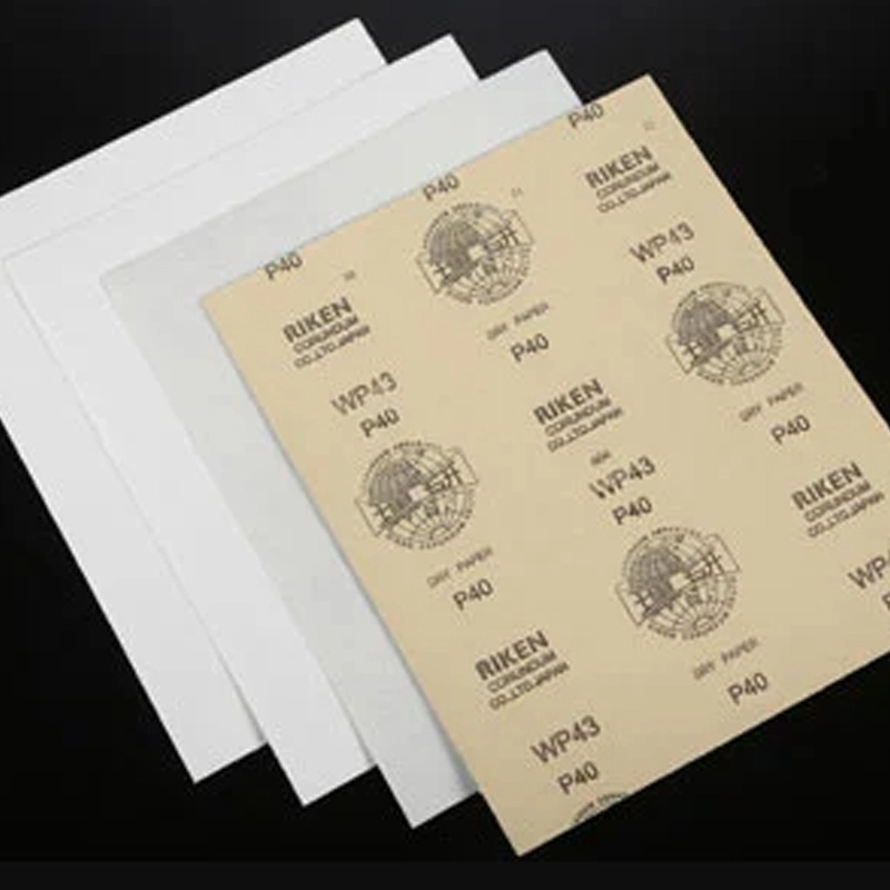 Каковы некоторые советы по использованию наждачной бумаги из оксида алюминия?